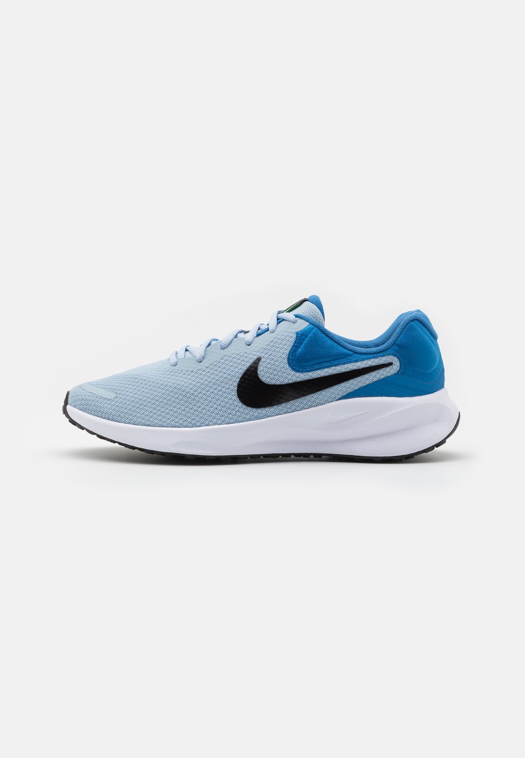 Нейтральные кроссовки Revolution 7 Nike, цвет light armory blue/black/star blue/green strike/white цена и фото