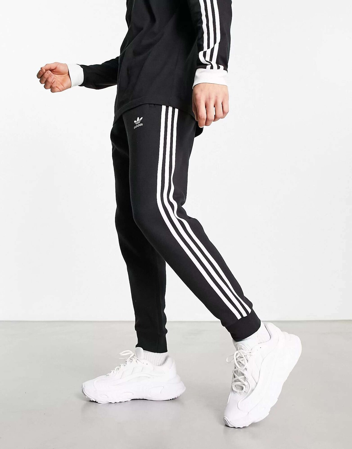 

Роскошные подарки для него adidas Originals