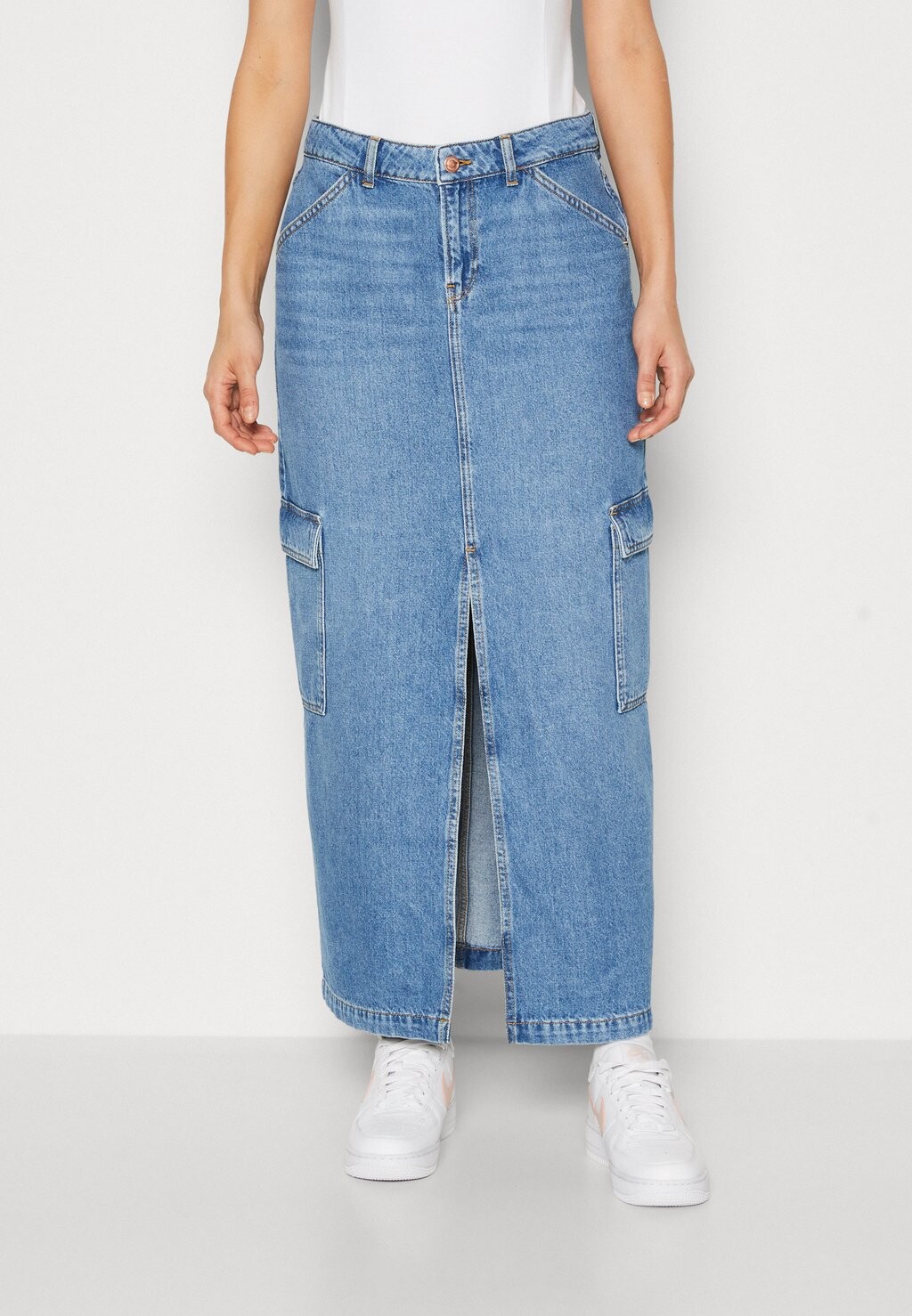 

Верх Vaquera ONLY ONLLOREL CARGO SKIRT, цвет medium blue denim