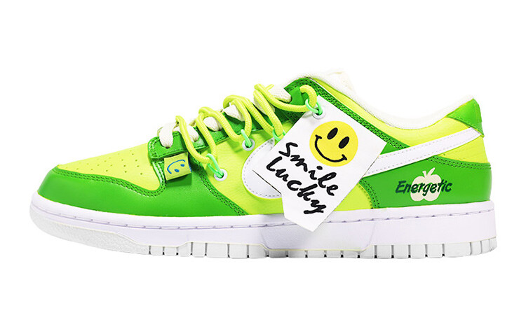 

Женские кроссовки для скейтбординга Nike Dunk Low