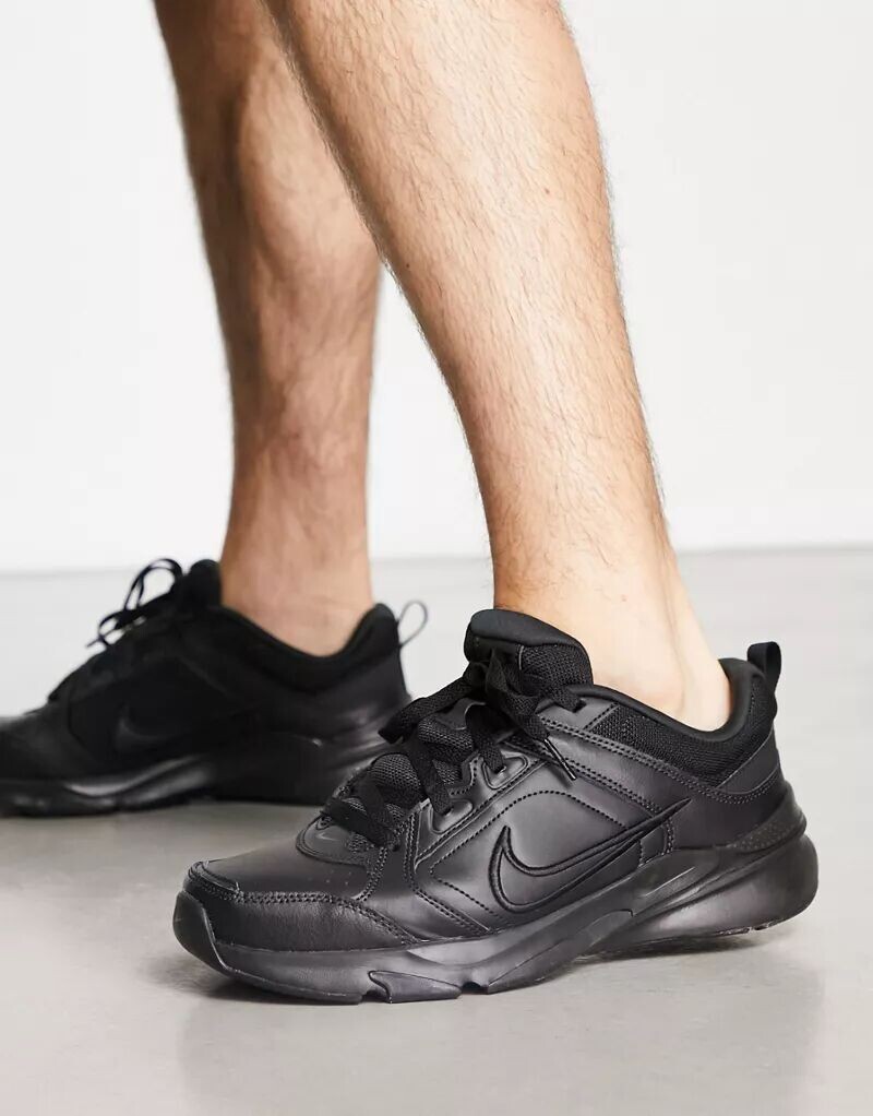

Черные кроссовки Nike Defy All Day, Серый