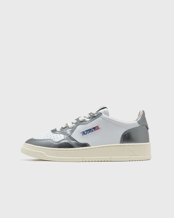 

Кроссовки Autry Action Shoes Wmns Medalist Low, цвет leat/leat wht/steel