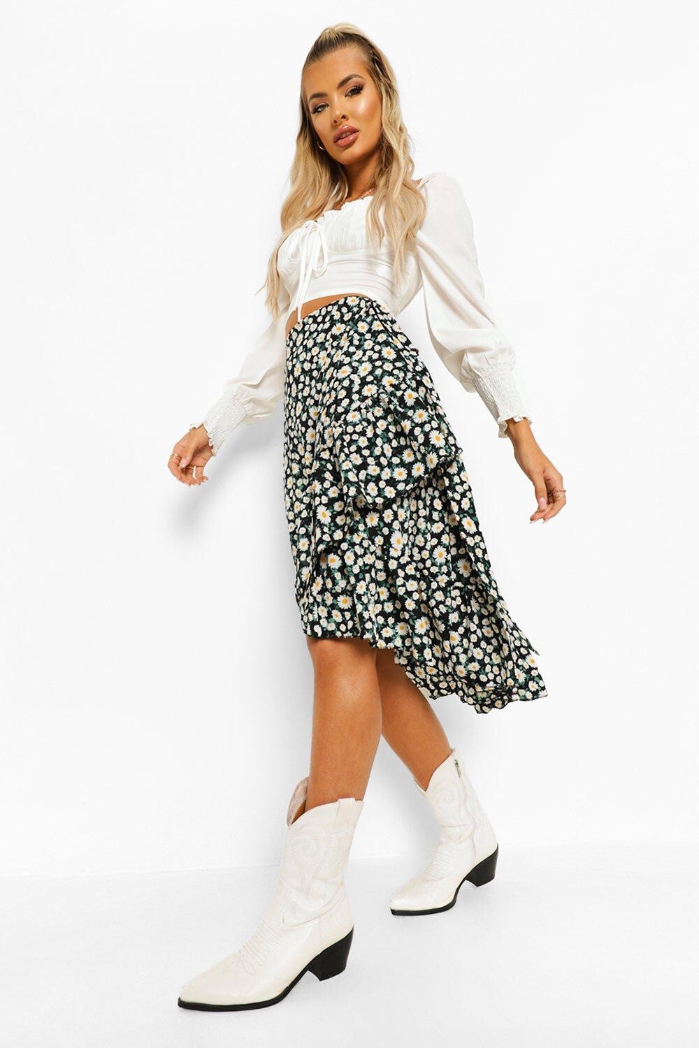 

Юбка миди с цветочным цветом и запахом daisy Boohoo, черный