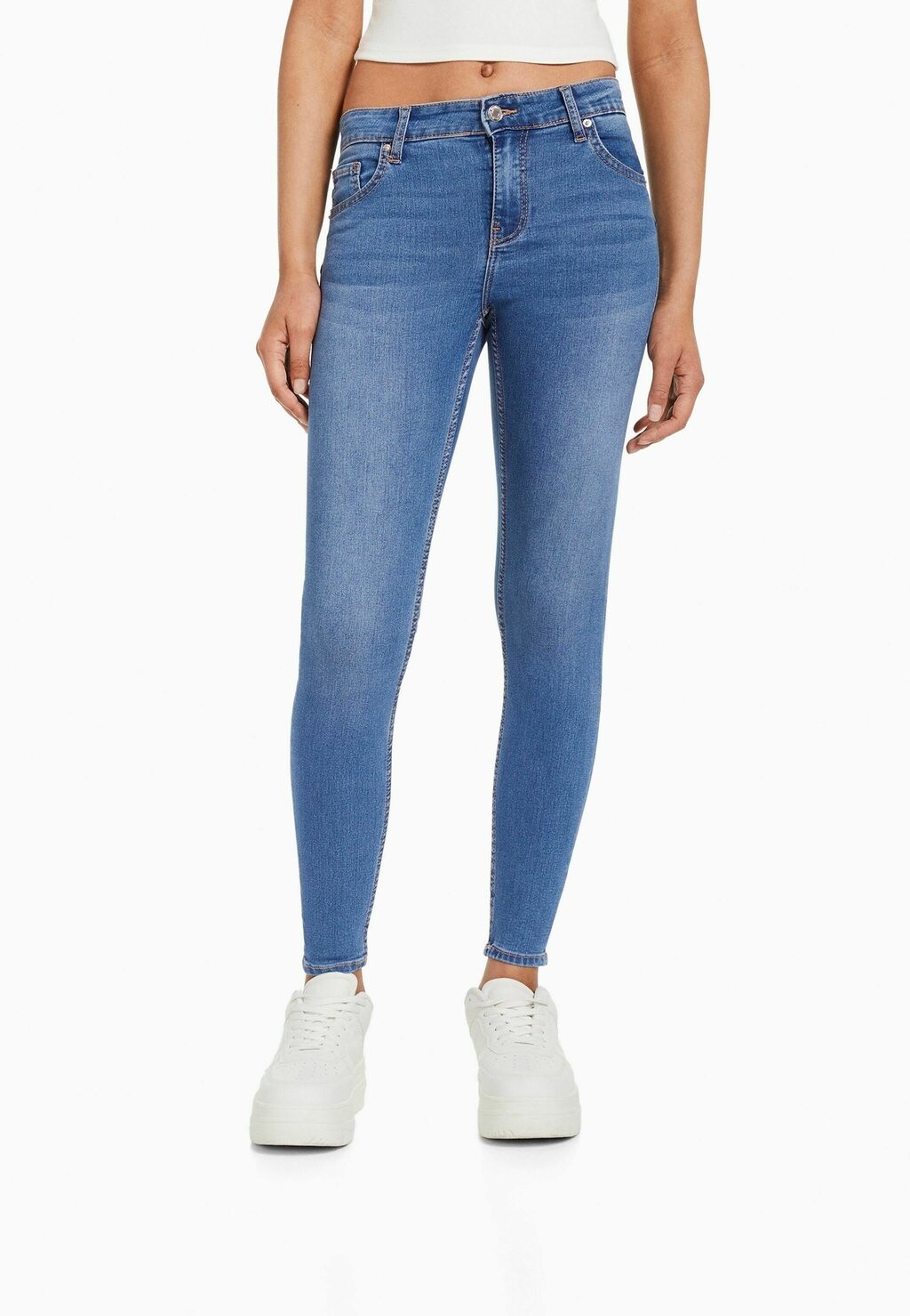 

Джинсы скинни Bershka