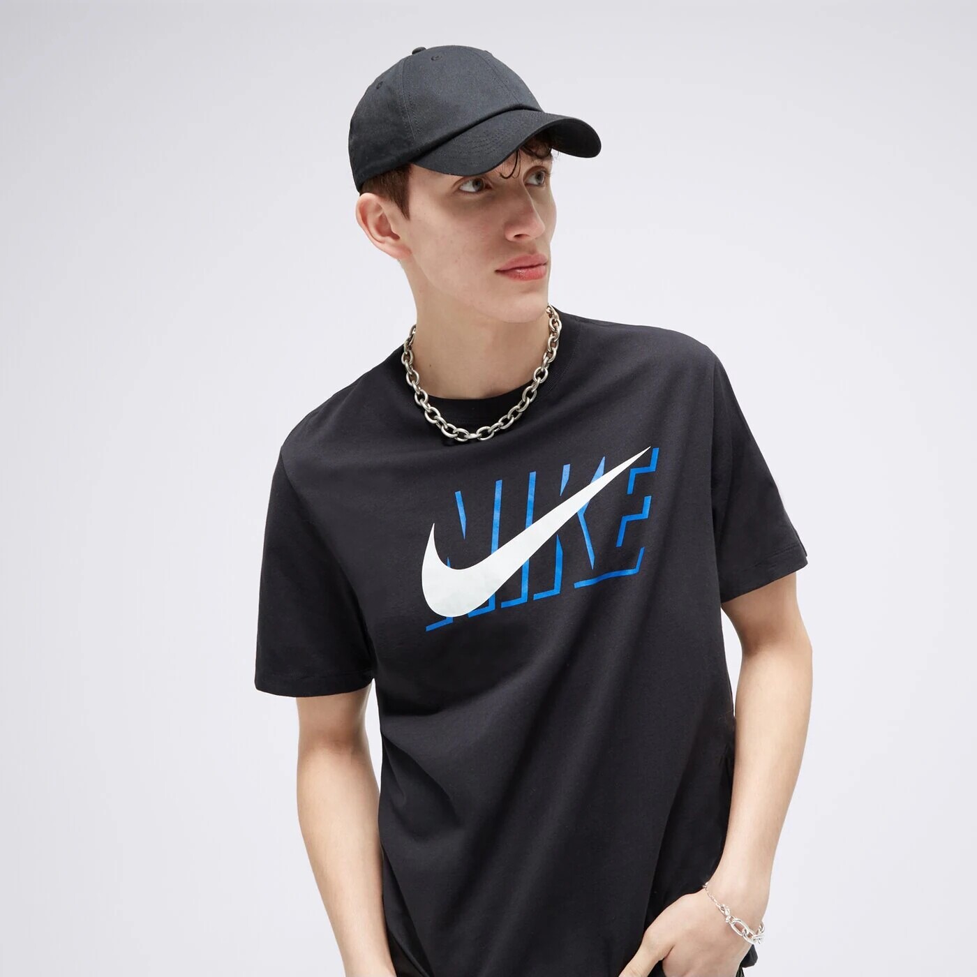 

Футболка Nike Swoosh Block, черный