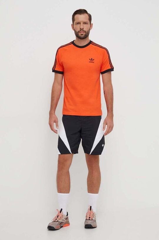 

Шорты adidas Originals, черный