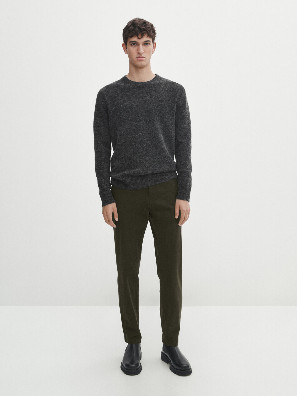 

Узкие чиносы из хлопкового коротка Massimo Dutti, хаки
