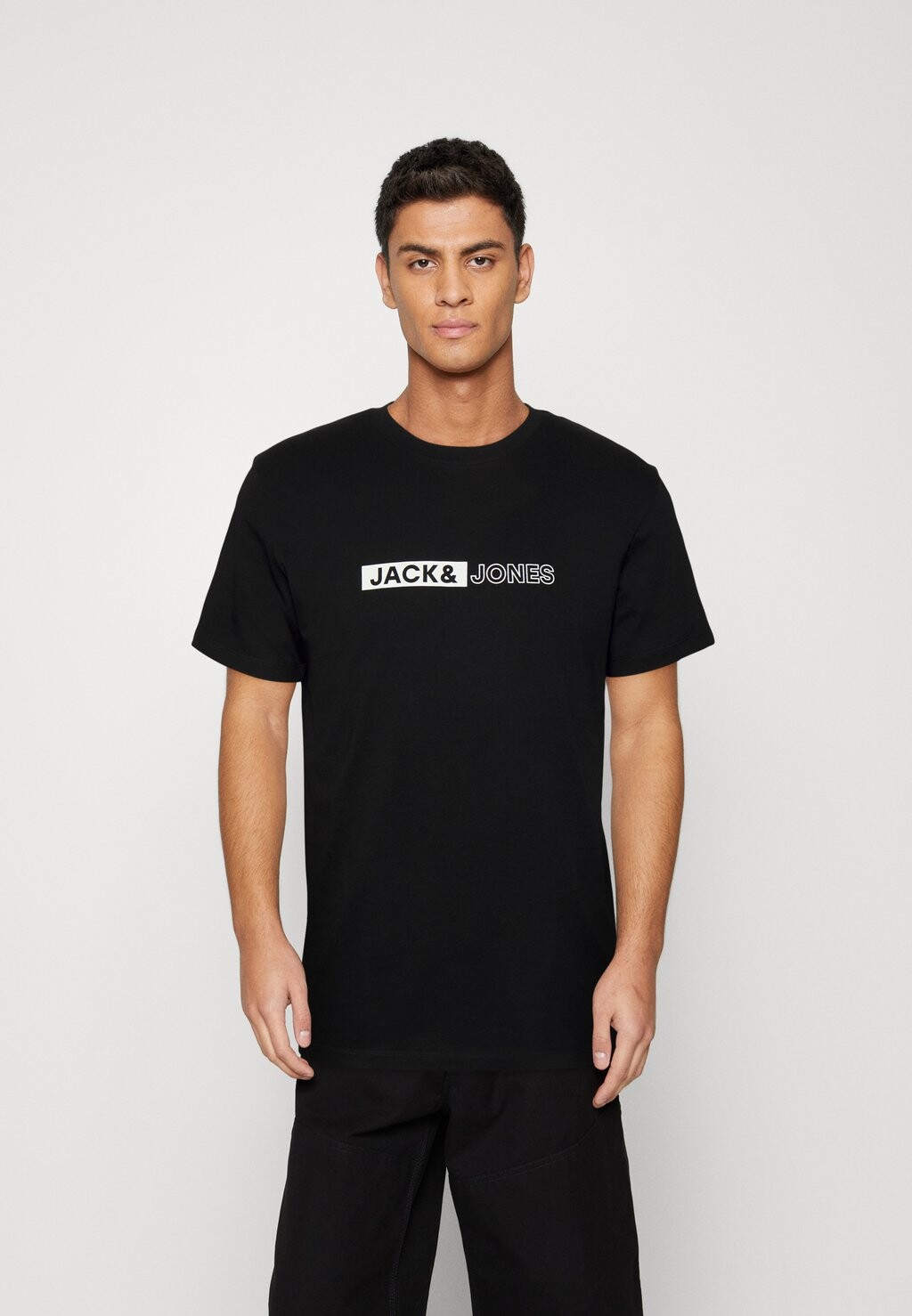 

Футболка с принтом Jack & Jones, черный