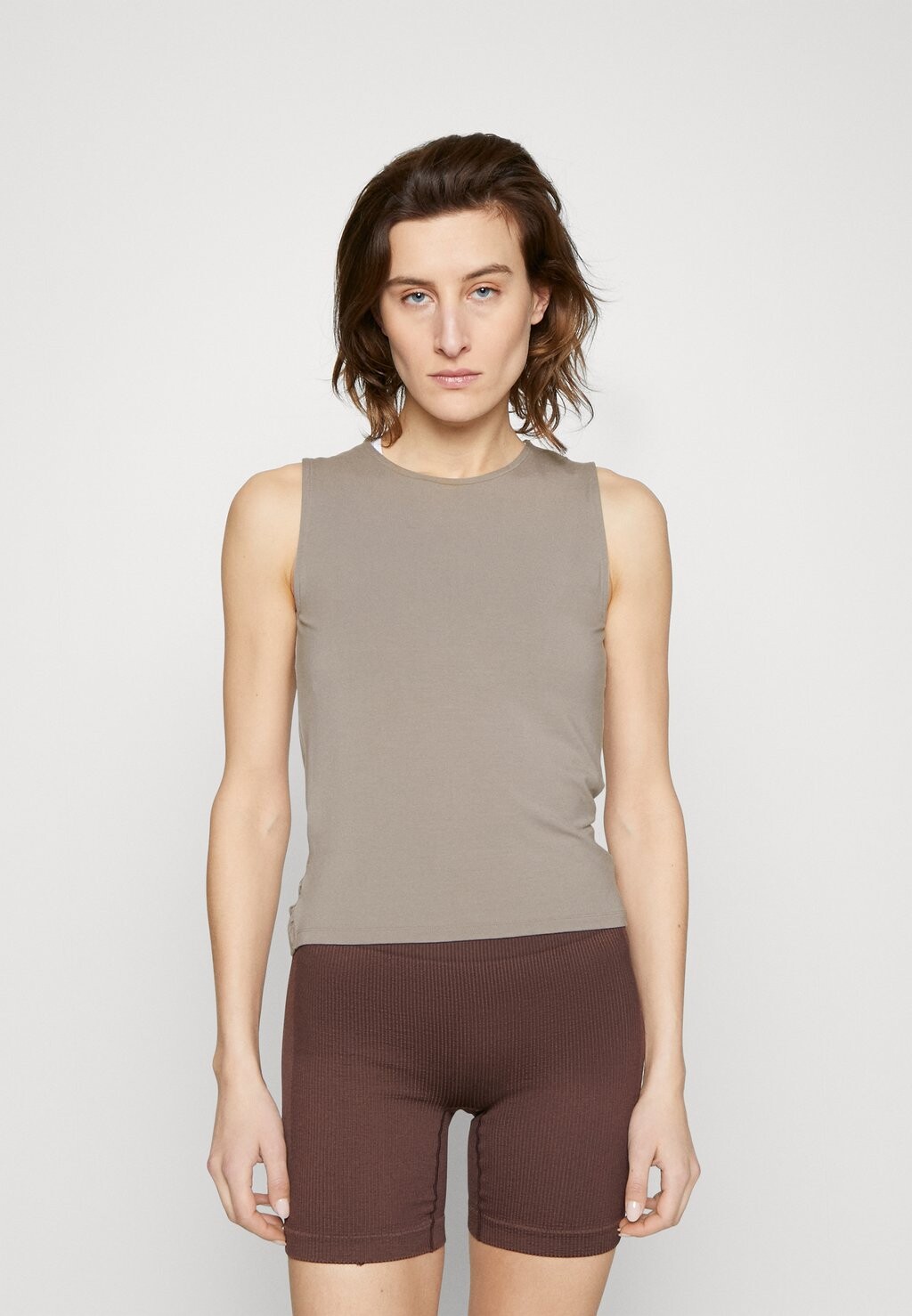 

Топ Yogasearcher
