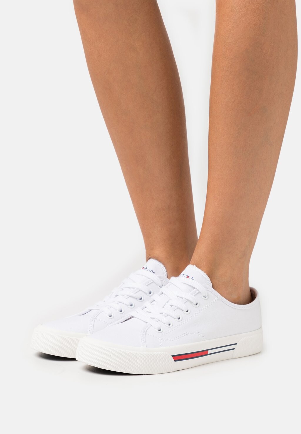 

Кроссовки Tommy Jeans, белый