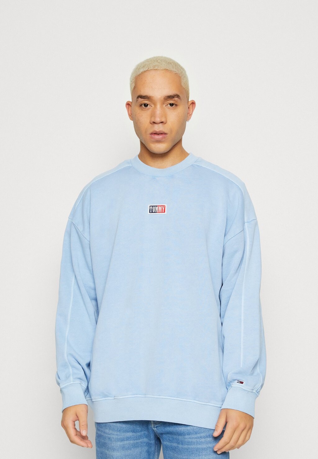 

Толстовка Tommy Jeans