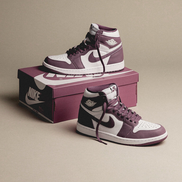 

Кроссовки Nike Air 1 Retro High Og *Mauve* Air Jordan, белый