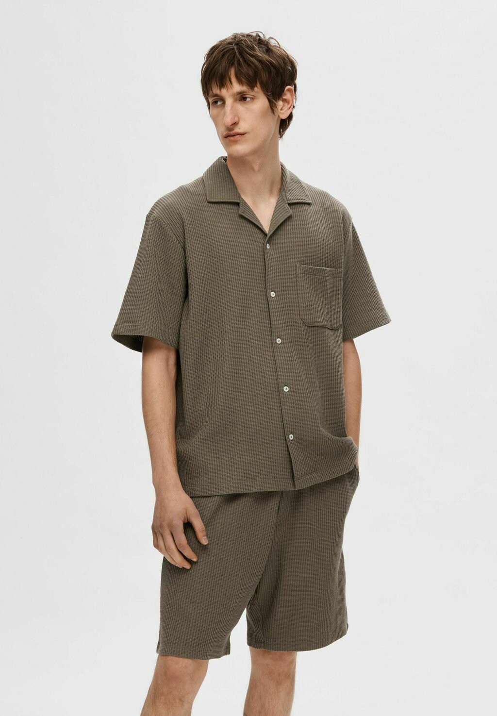 

Рубашка KURZARMHE WAFFELSTRUKTUR Selected Homme, цвет morel