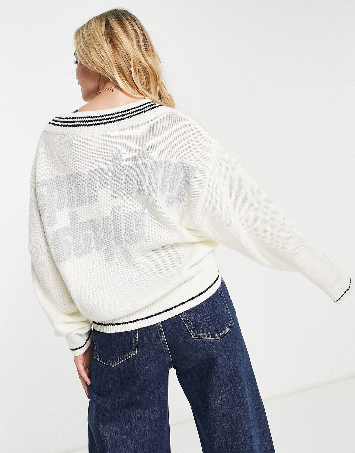

Белая вязаная толстовка adidas Originals Retro Sport