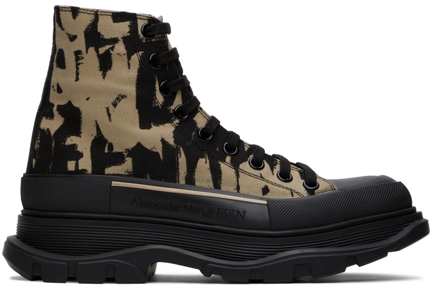

Бежевые высокие кеды с граффити Tread Slick Alexander McQueen