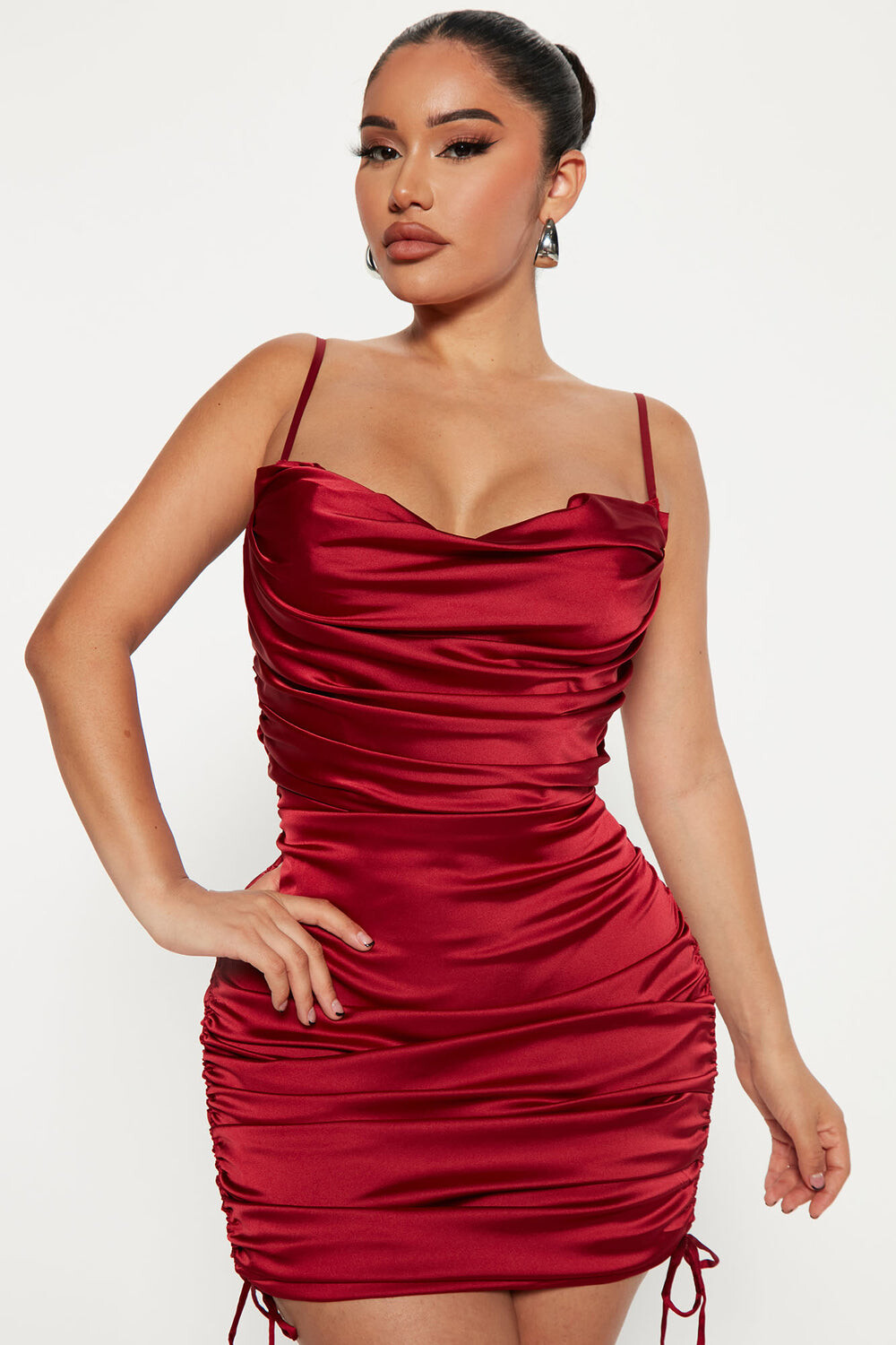 

Мини платье Fashion Nova HT2209, красный