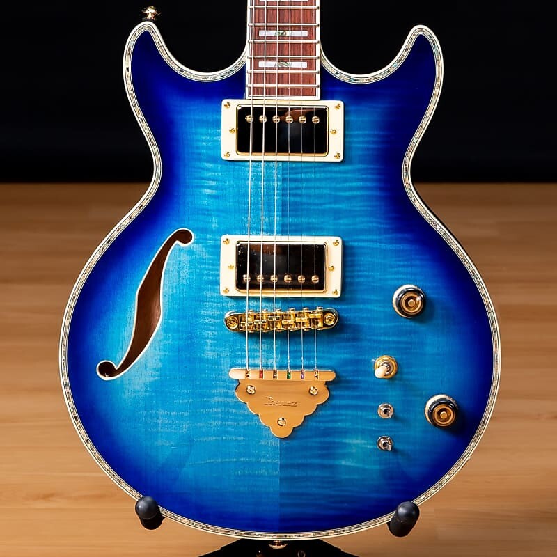 

Полуакустическая электрогитара Ibanez AR520HFM AR - светло-голубой взрыв SN 220500326