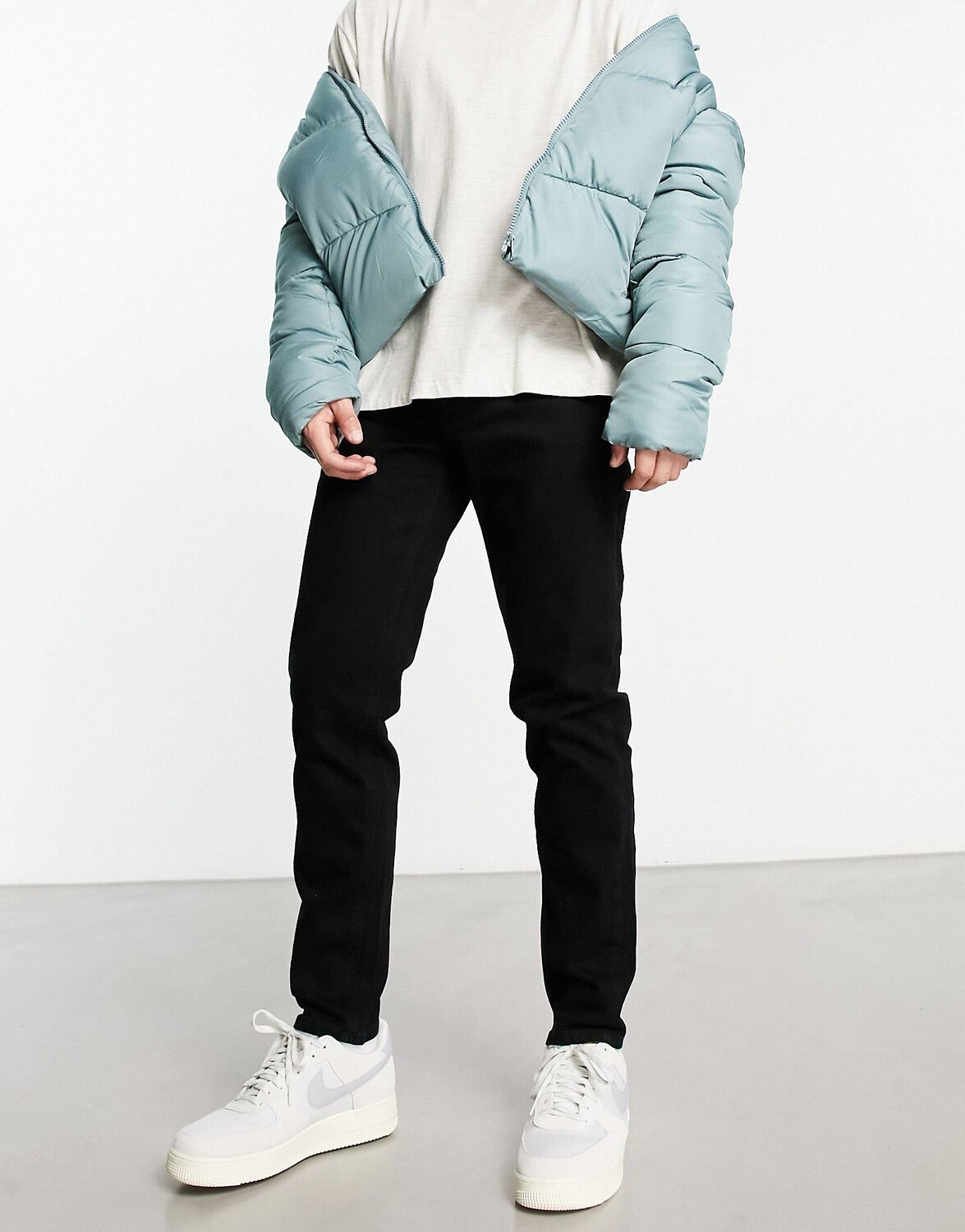 

Черные зауженные джинсы ASOS DESIGN