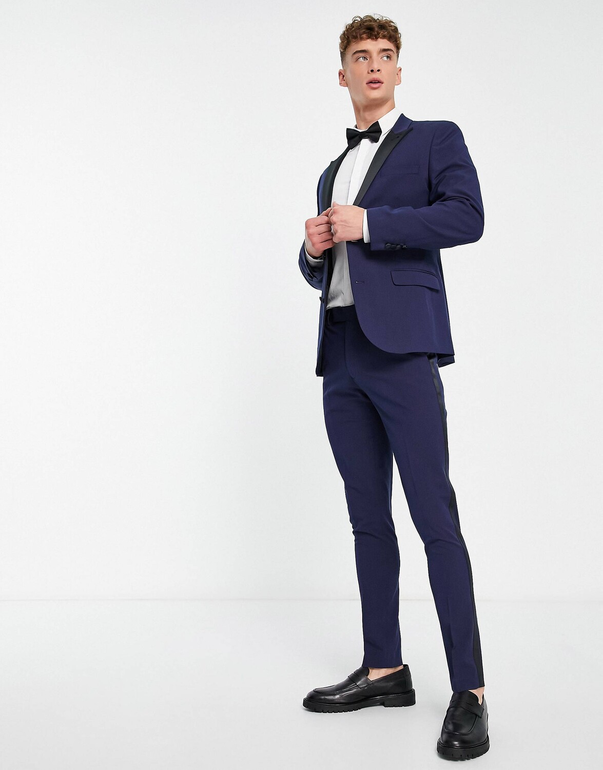 

Темно-синие брюки скинни под смокинг ASOS DESIGN, Синий
