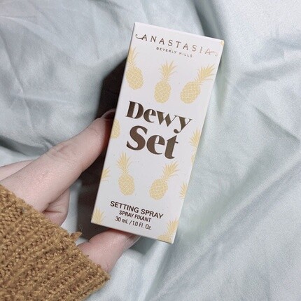 

Dewy Set спрей для фиксации, 30 мл, Anastasia Beverly Hills