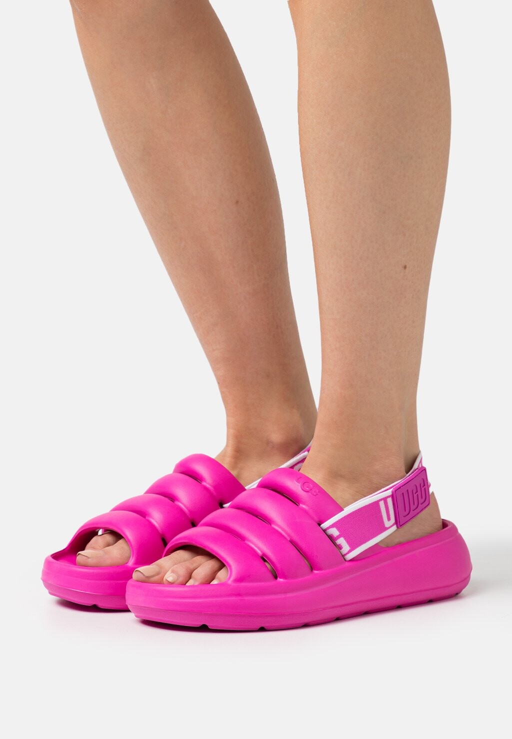 

Босоножки UGG