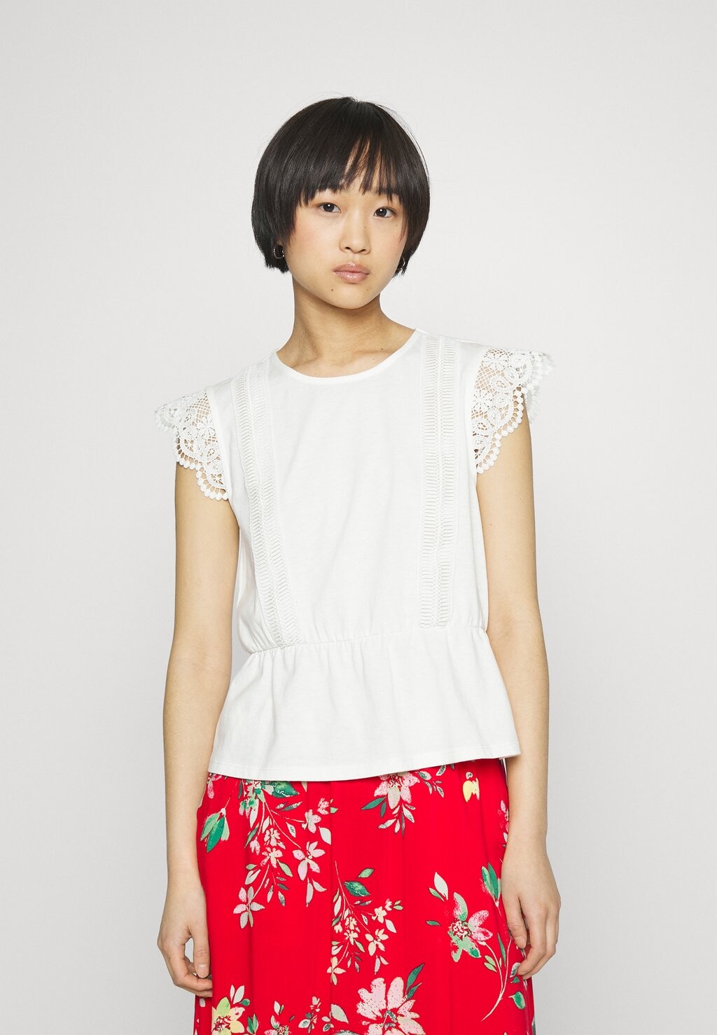 

Блузка Vero Moda