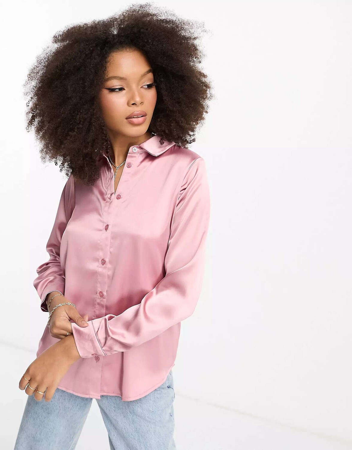 

Розовая атласная рубашка с длинными рукавами ASOS