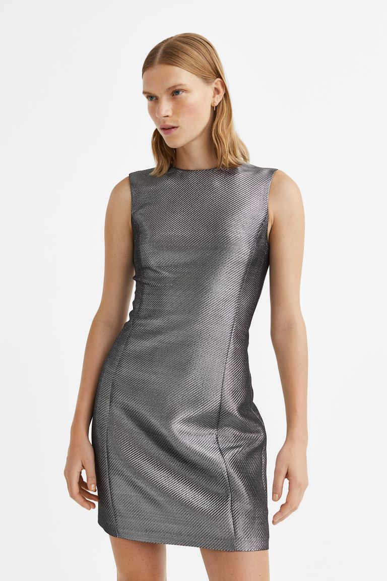 Приталенное платье без рукавов H&M, серебристый