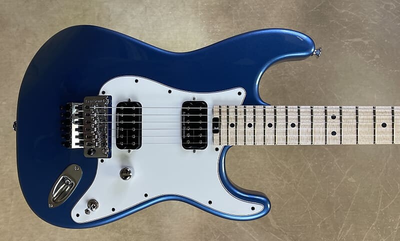 

Электрогитара Charvel USA SoCal Custom Shop 2H Lake Placid Blue Guitar