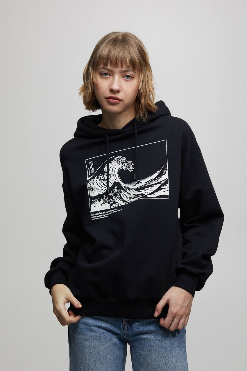 

Толстовка Hokusai The Great Wave Pull&Bear, черный
