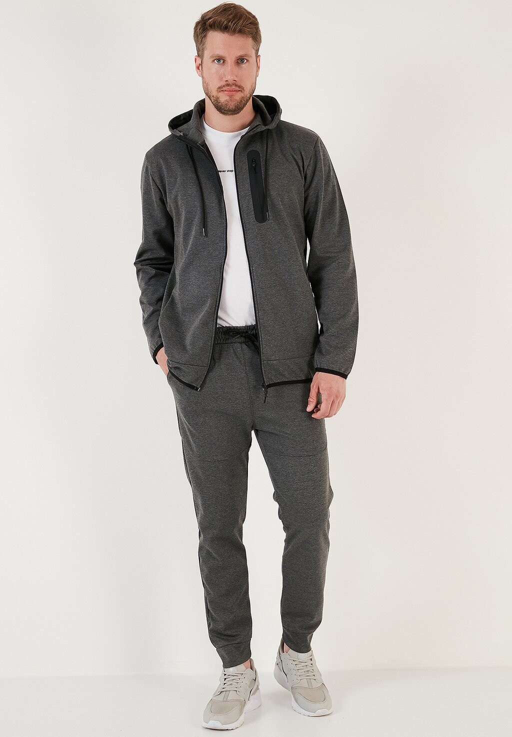 

Спортивный костюм Buratti, цвет anthracite