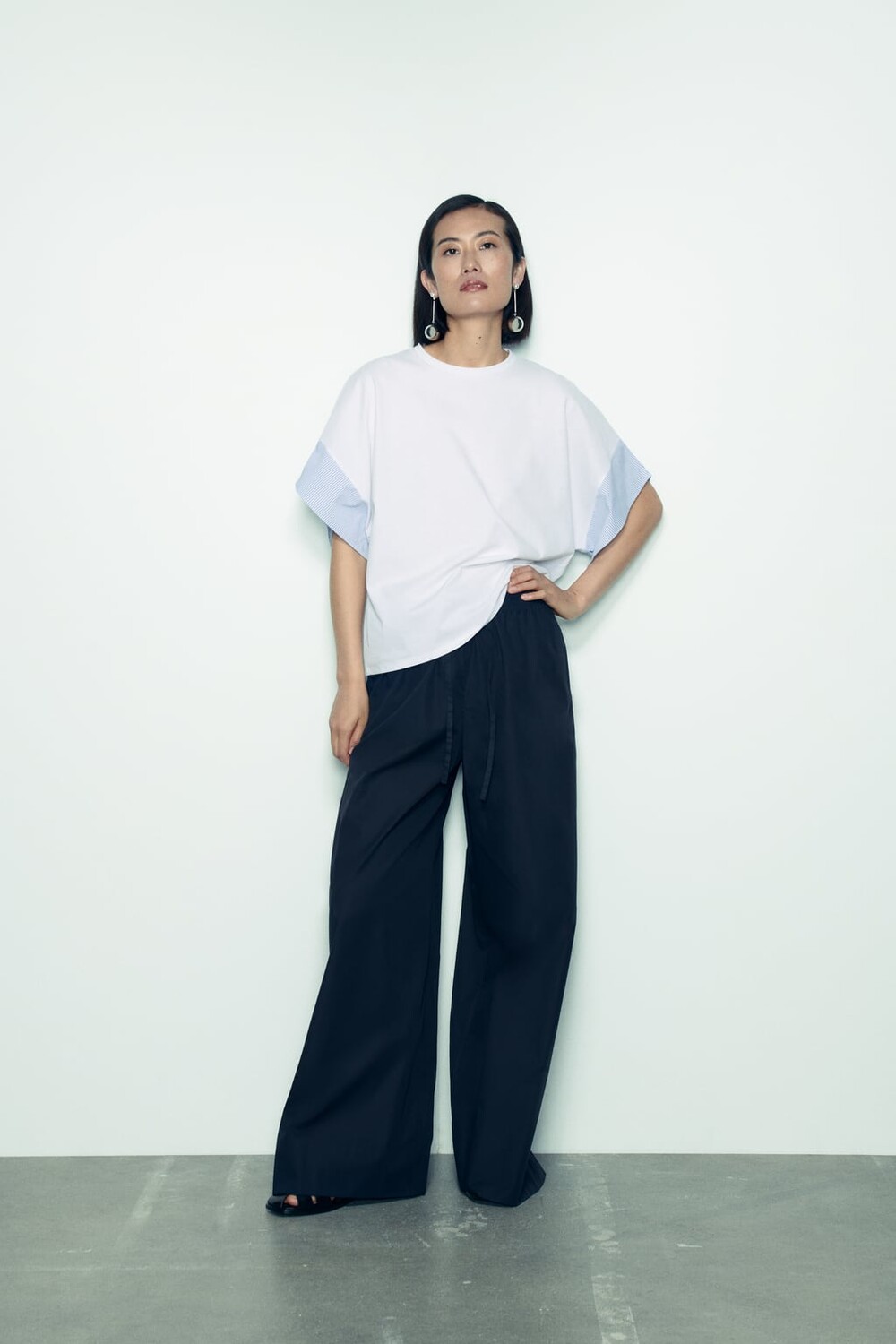 

Комбинированная футболка из поплин ZARA, белый
