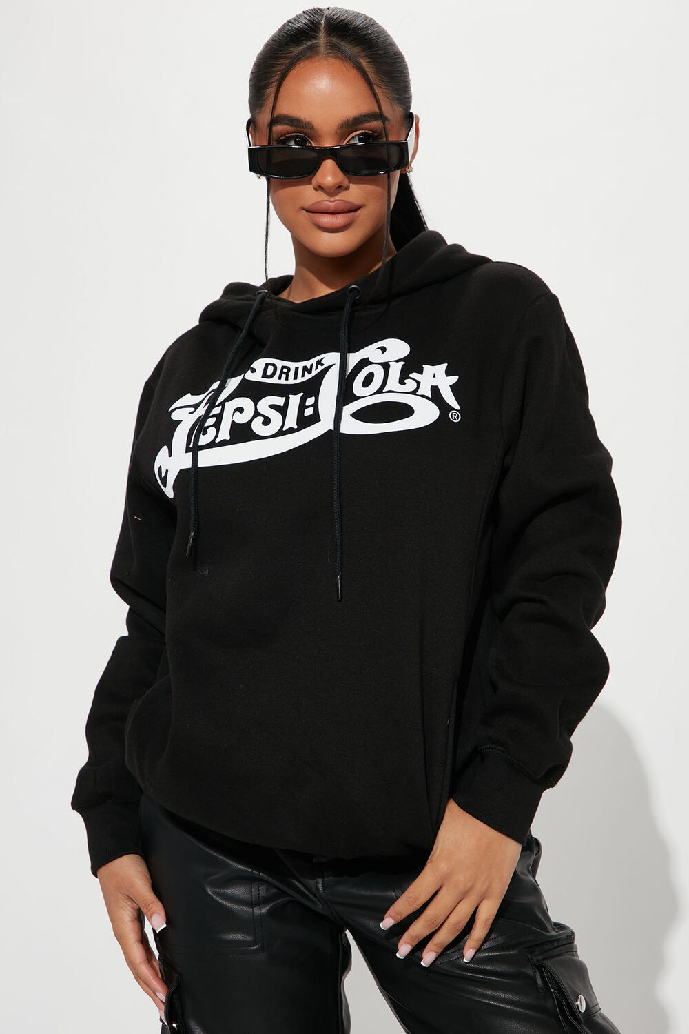 

Худи Fashion Nova 7PEP02260NV, черный