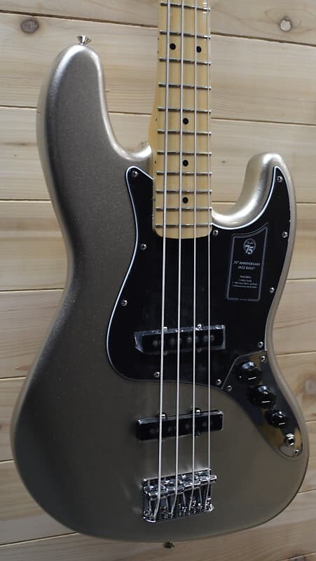 

Новый Fender 75th Anniversary Jazz Bass Diamond Anniversary w/Gigbag