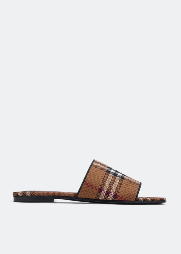 

Сандалии BURBERRY Wilma sandals, коричневый