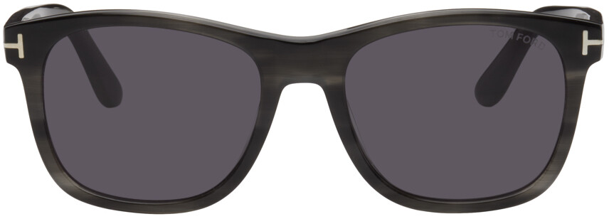 

Серые солнцезащитные очки Eric TOM FORD