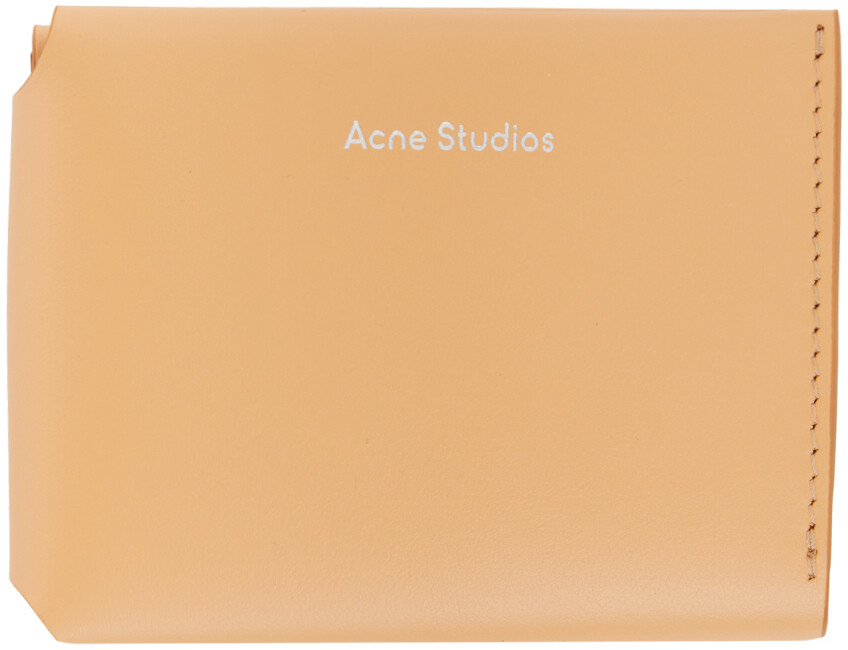 

Бежевый кошелек со складками Acne Studios