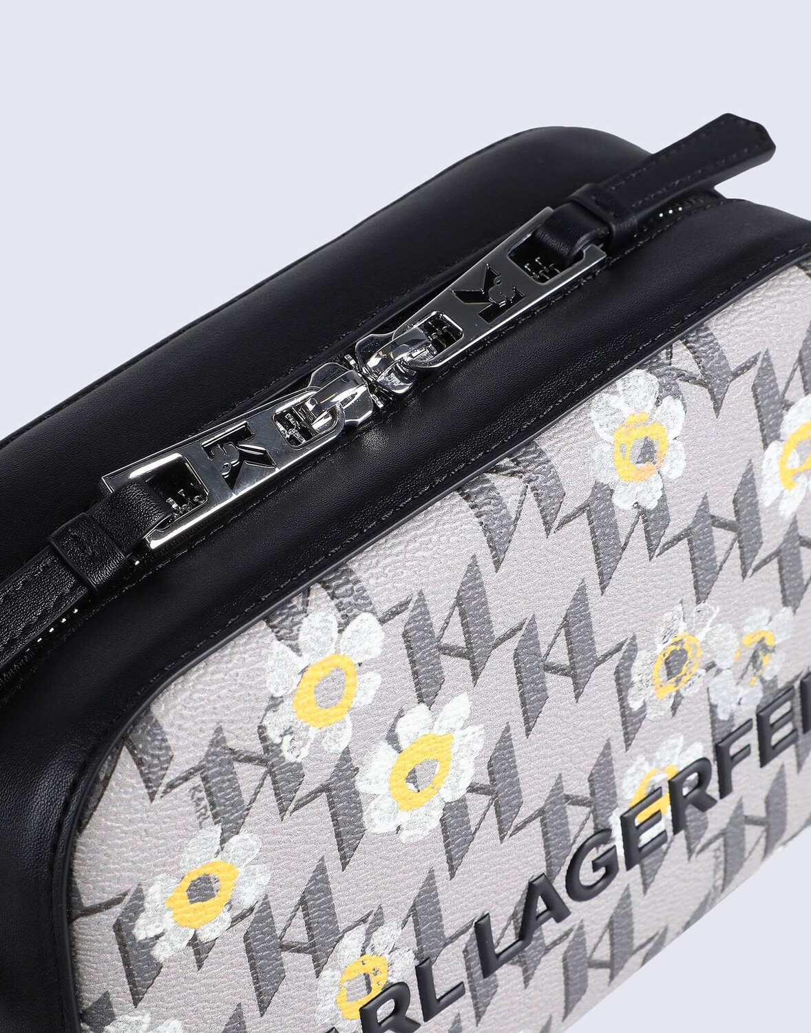 

Сумка Karl Lagerfeld K/monogram с цветочным принтом, серый