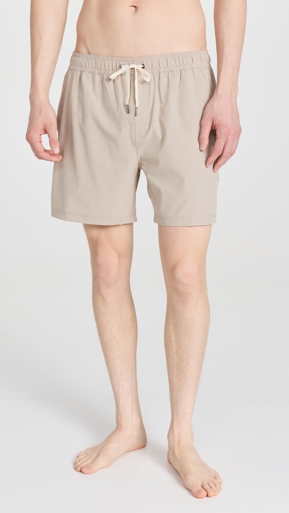 

Шорты Fair Harbor The One 6" Lined, хаки