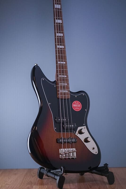 

Squier Classic Vibe Jaguar Bass 3-Tone Sunburst