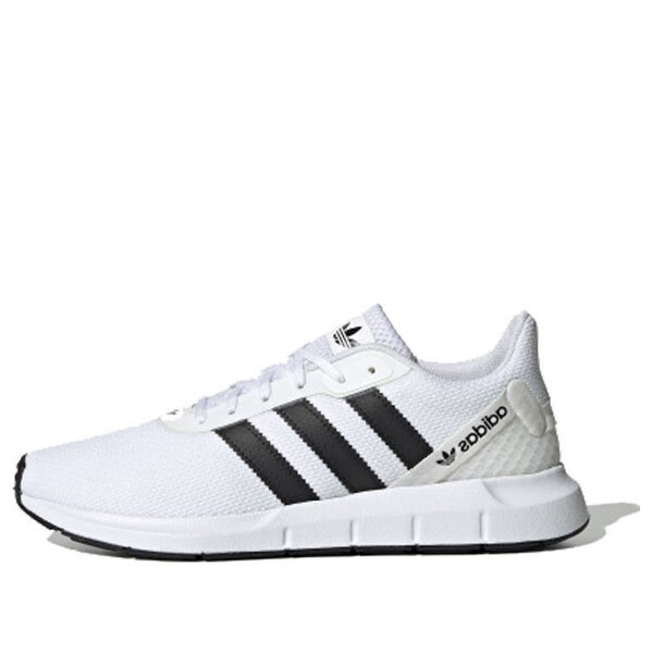 

Кроссовки Adidas Swift Run RF 'Cloud White', Белый
