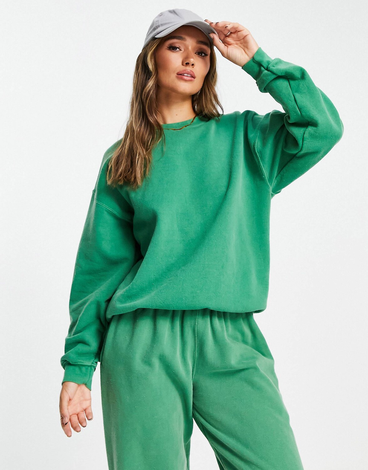 

Зеленый свитшот Topshop oversized без принта в винтажном стиле