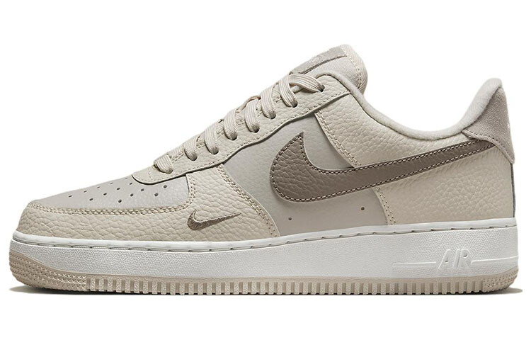 

Женские кроссовки Nike Air Force 1 Low Skate