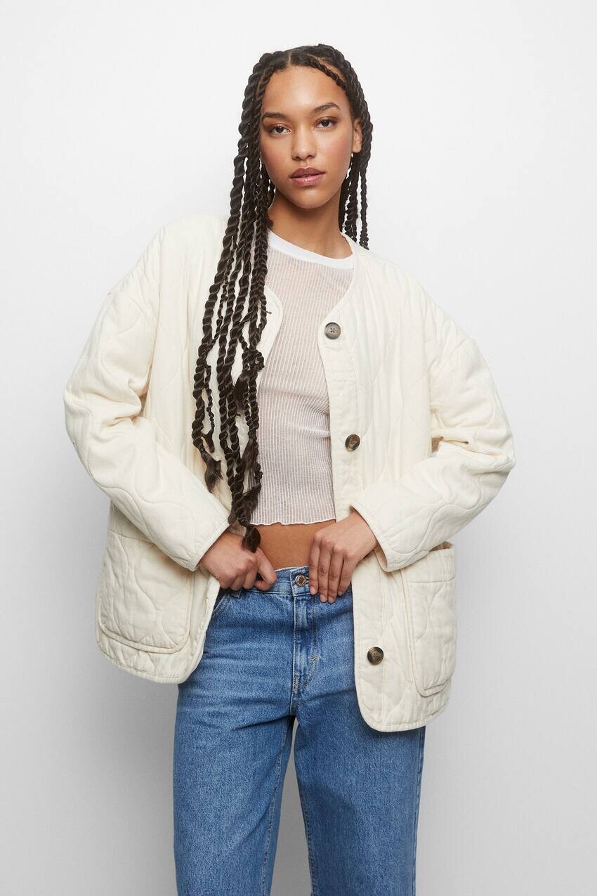 

Пуховик Pull&Bear, экрю