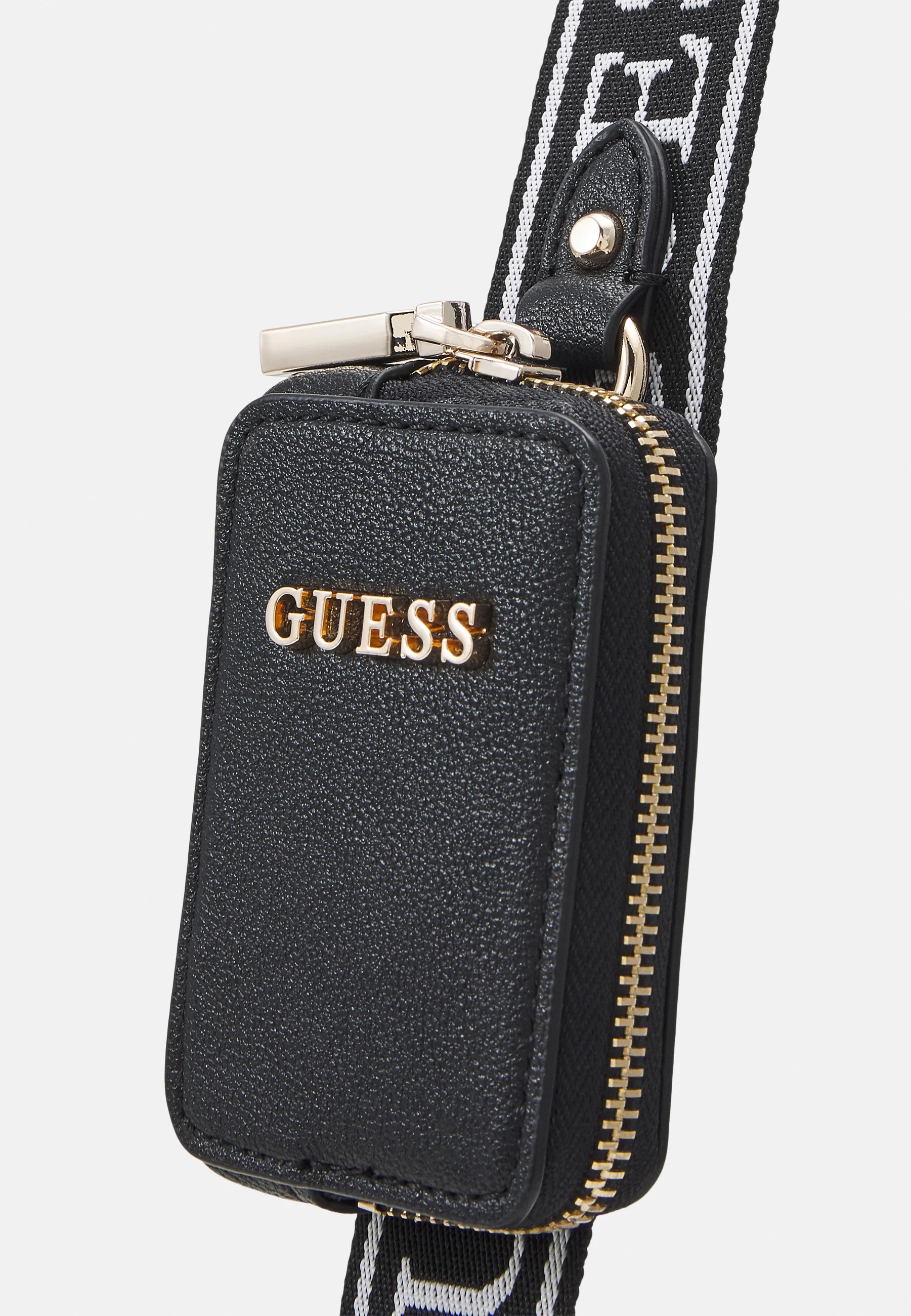 Сумка-тоут Guess Latona Mini, черный – купить с доставкой из-за рубежа  через платформу «CDEK.Shopping»