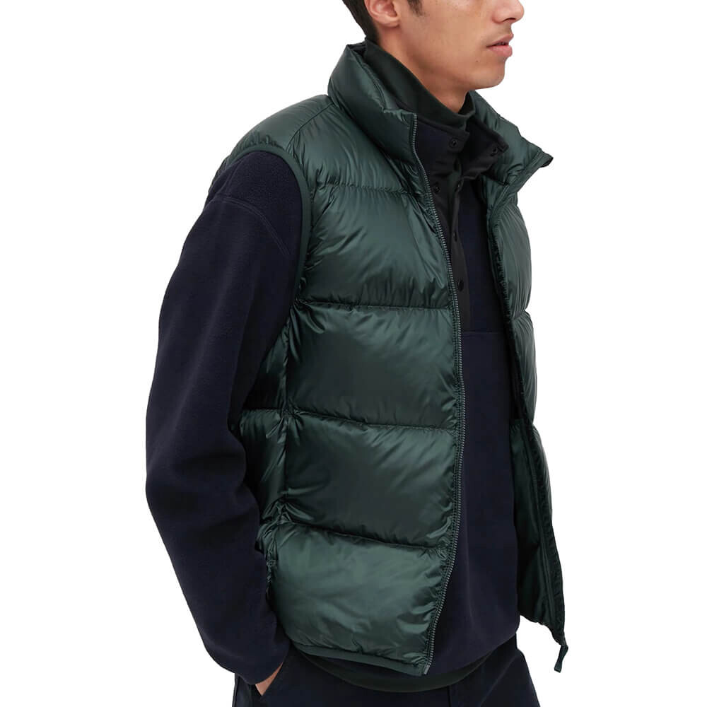 

Утепленный жилет Uniqlo Ultra Light Down, зеленый/изумрудный