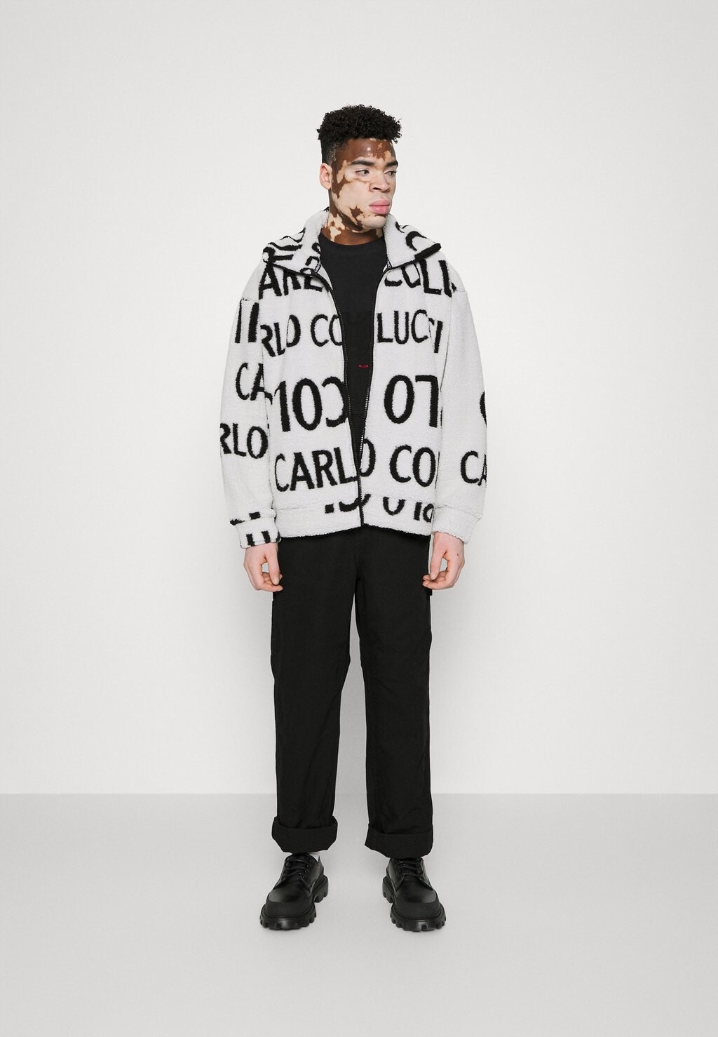 

Флисовая куртка TEDDY OVERSIZE UNISEX Carlo Colucci, кремовый