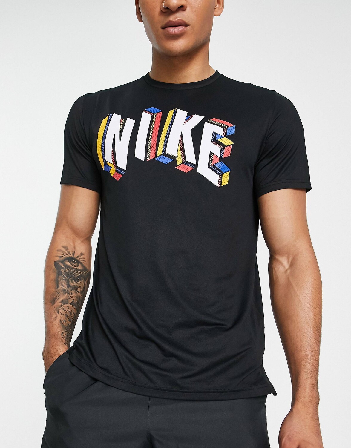 

Черная футболка с логотипом в стиле 90-х Nike Training