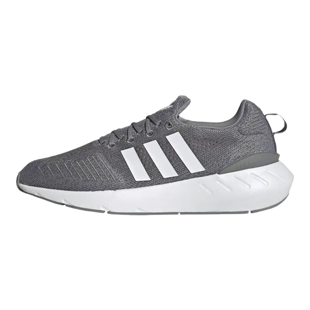 

Кроссовки Adidas Swift Run 22, серый