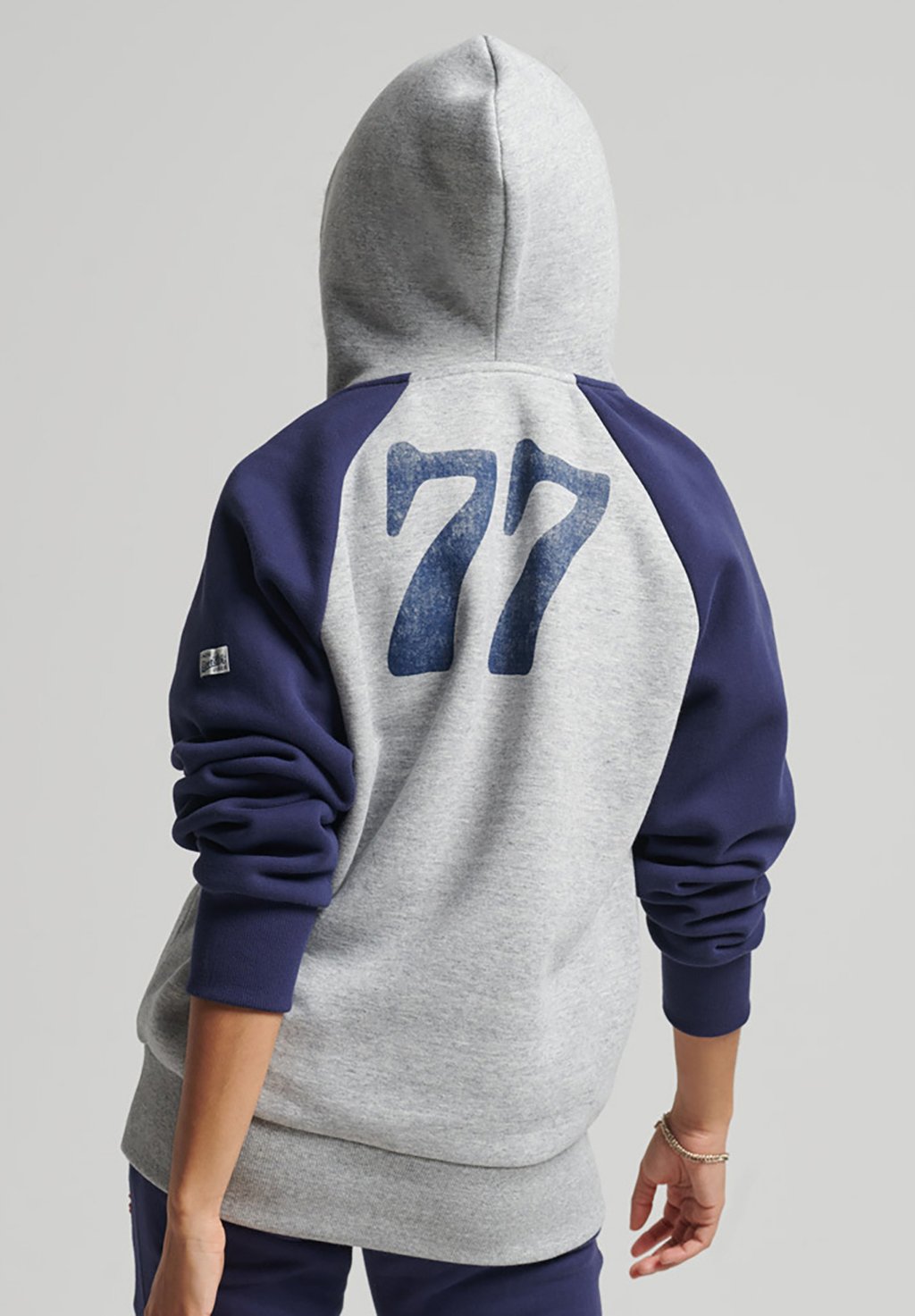 

Толстовка Superdry РЕГЛАН VINTAGE COLLEGIATE, цвет athletic grey marl